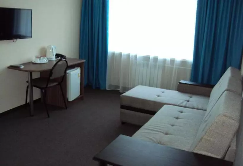 בית מלון כפרי Aviator