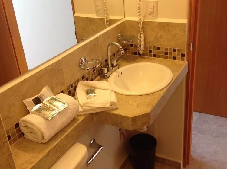 酒店 Dajana Boulevard