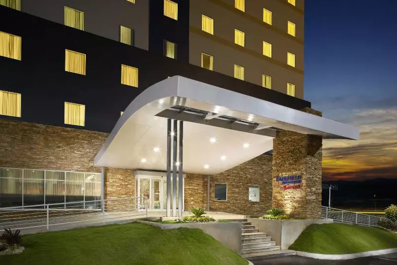 هتل Fairfield Inn & Suites By Marriott Villahermosa Tabasco