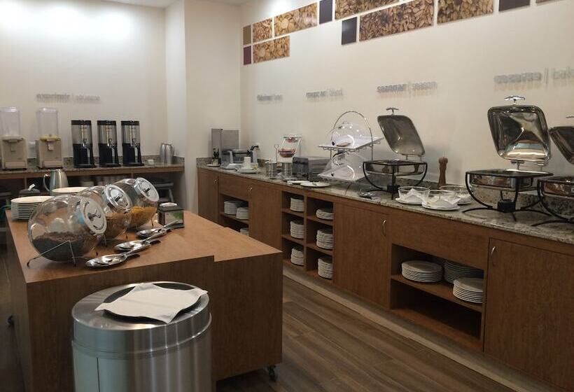 فندق Hampton Inn By Hilton Villahermosa