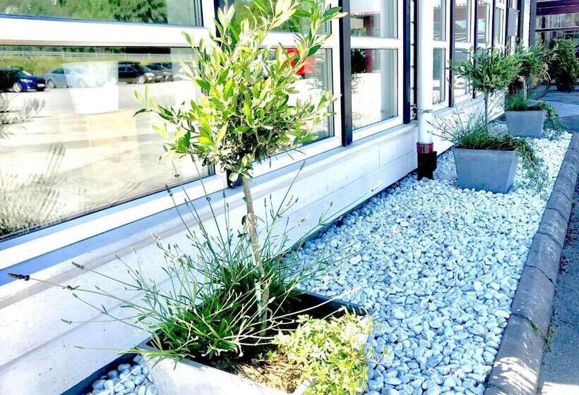 Отель Kongsvinger Budget