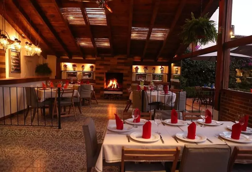 هتل Las Caballerizas