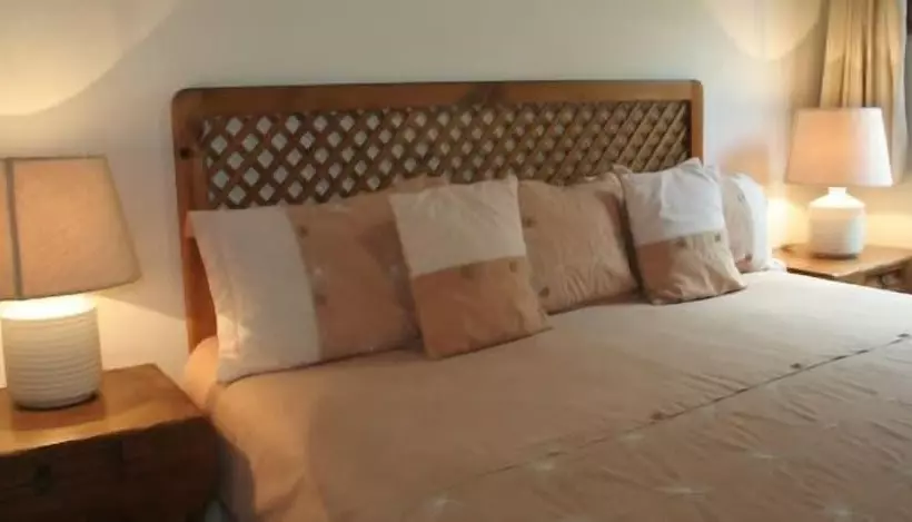 هتل Las Caballerizas