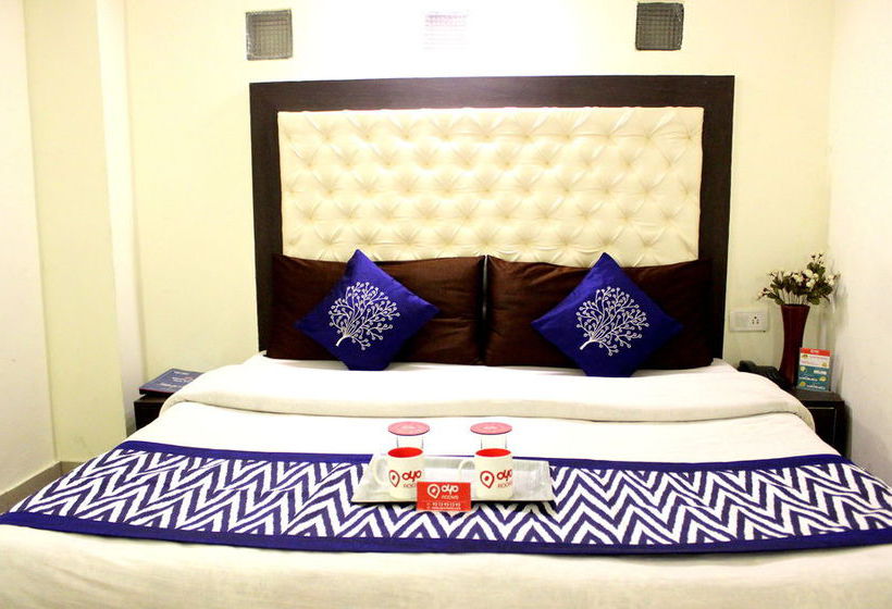 هتل Ashirwad  And Spa