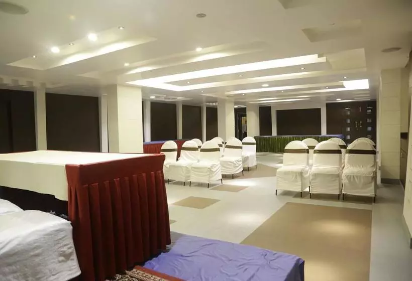 Fabhotel Palash Residency