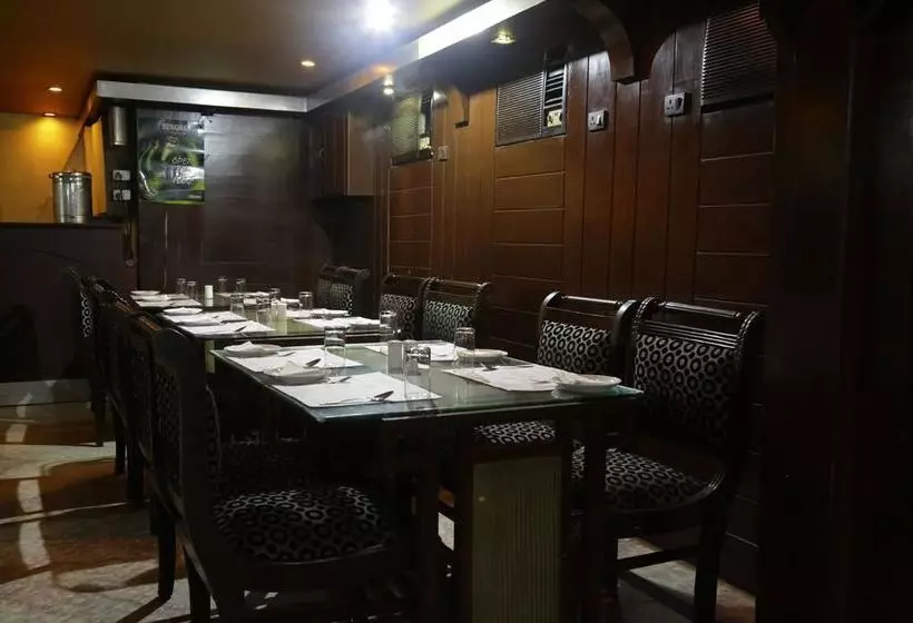 Fabhotel Palash Residency