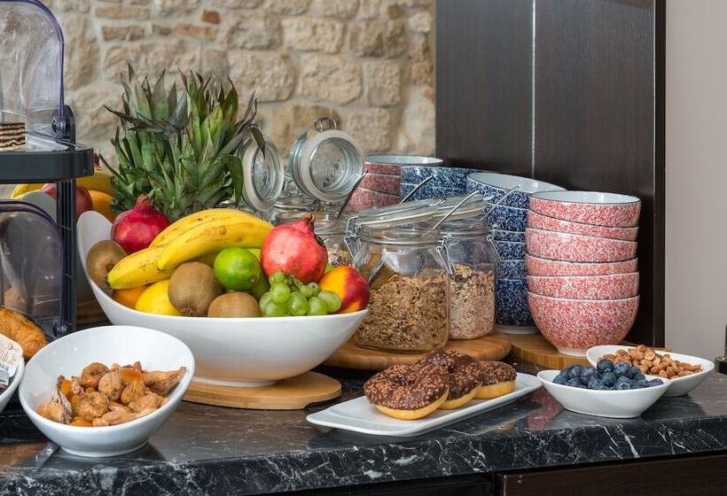 Palace Suites Heritage Hotel   Adults Only