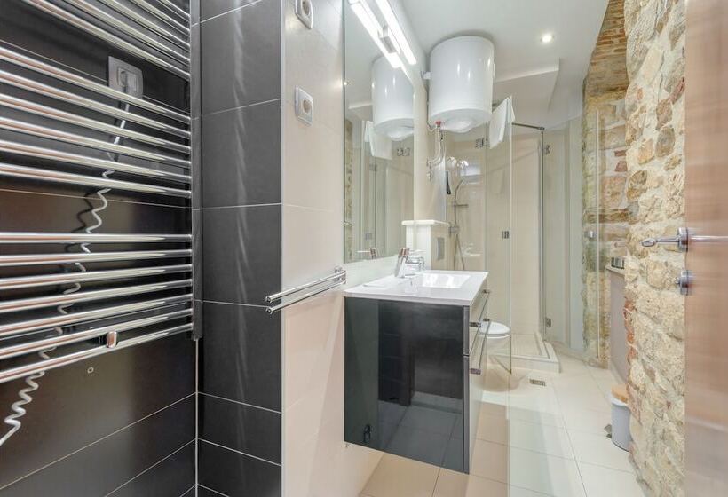 Palace Suites Heritage Hotel   Adults Only