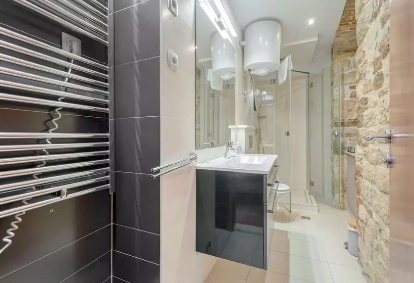 Palace Suites Heritage Hotel   Adults Only