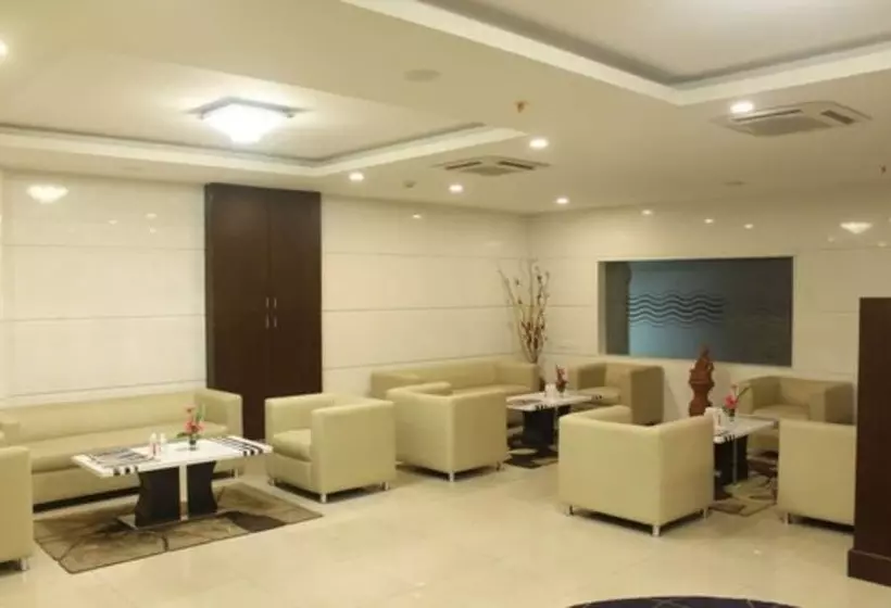 هتل The Byke Suraj Plaza Pure Veg, Thane