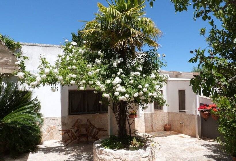 هتل B&b Trullo Casa Rosa