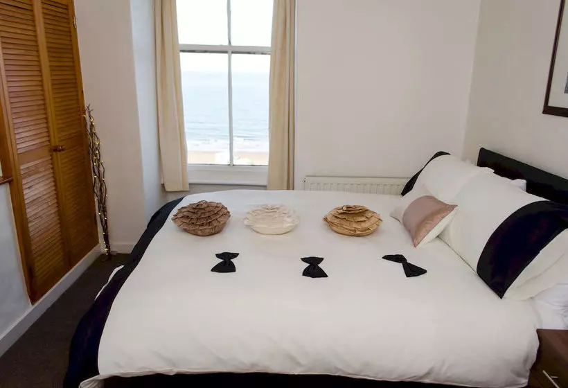 Hotelli Carlton Residence