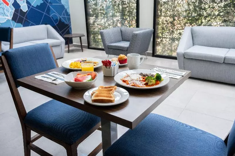 ホテル Holiday Inn Express Mexico City Satelite, An Ihg