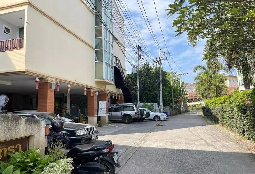 Отель Kaewchantra Mansion