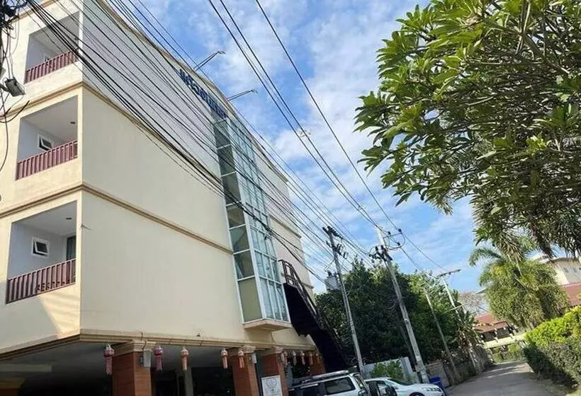 Отель Kaewchantra Mansion