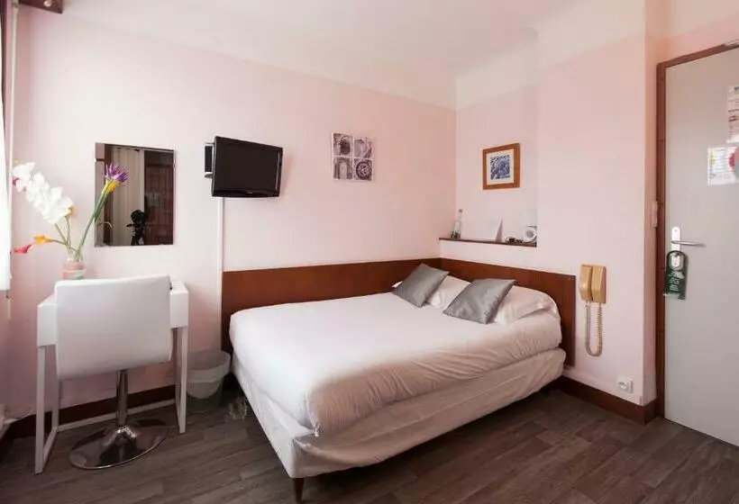 Le Pavillon Bleu Hotel Restaurant