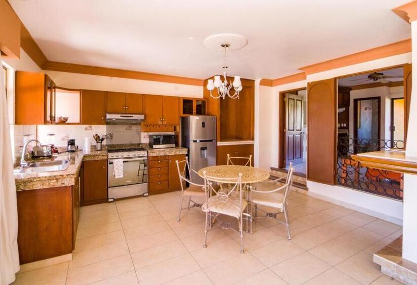 בית מלון כפרי Palmas De Cortez