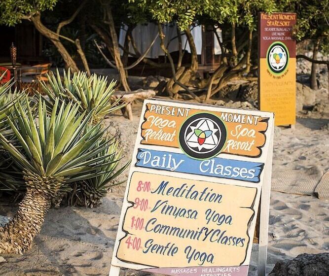 فندق Present Moment Retreat