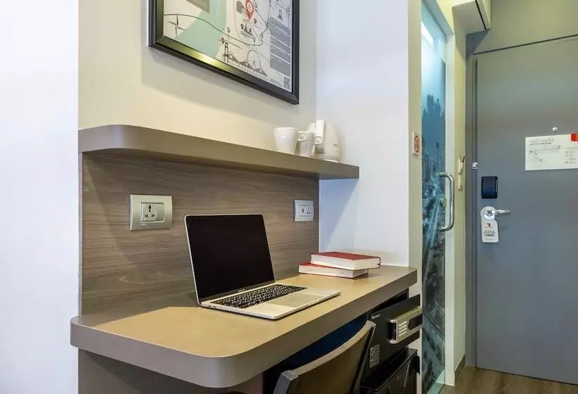 ホテル Red Planet Bangkok Surawong