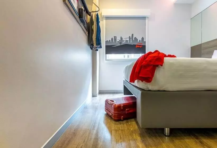 ホテル Red Planet Bangkok Surawong