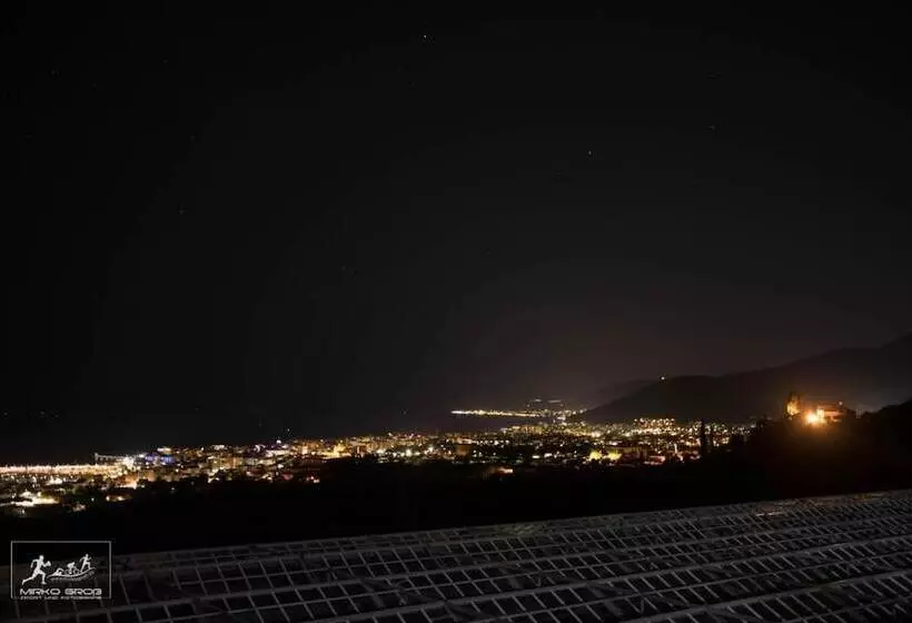 هتل روستایی Agriturismo I Castellari