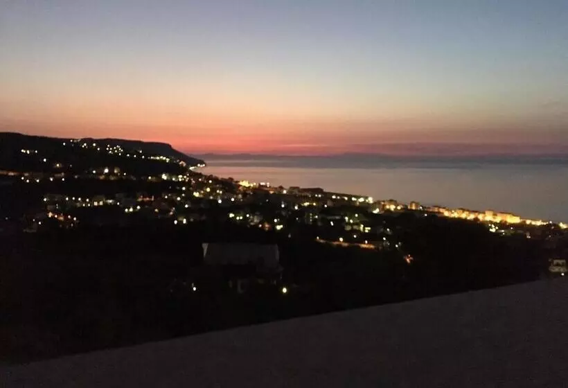 هتل روستایی Agriturismo I Castellari