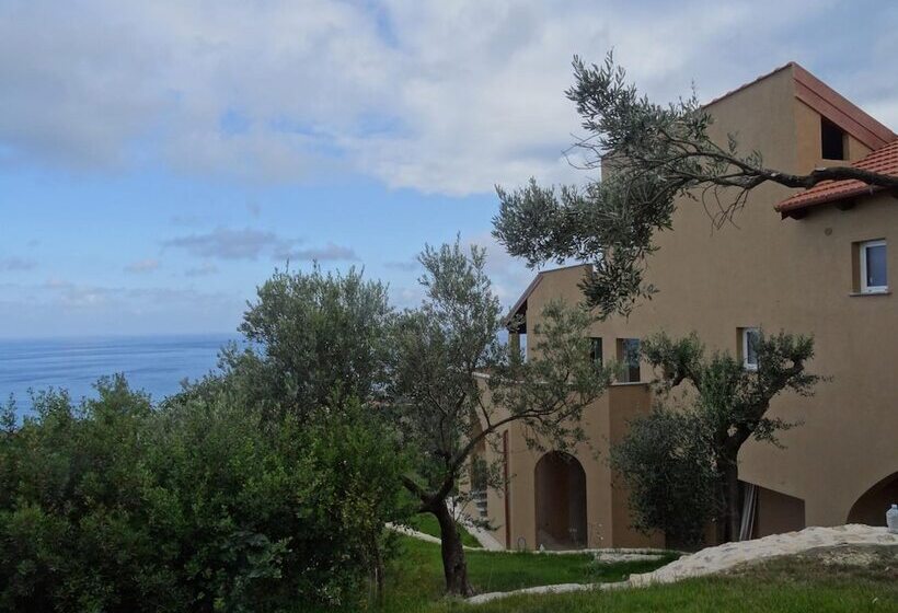 فندق ريفى Agriturismo I Castellari
