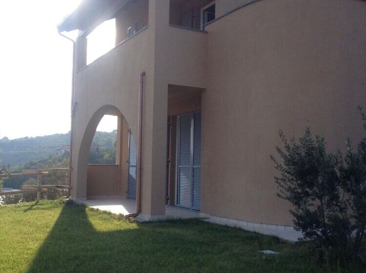 فندق ريفى Agriturismo I Castellari