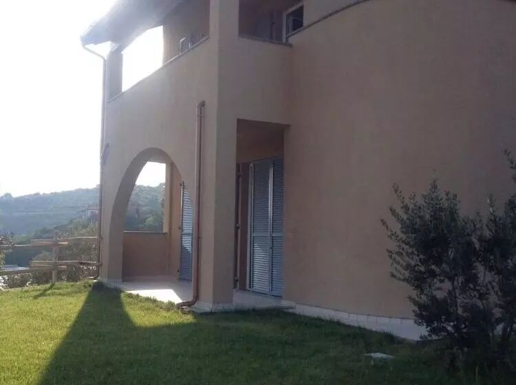 هتل روستایی Agriturismo I Castellari