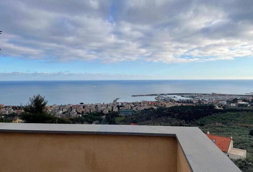 فندق ريفى Agriturismo I Castellari