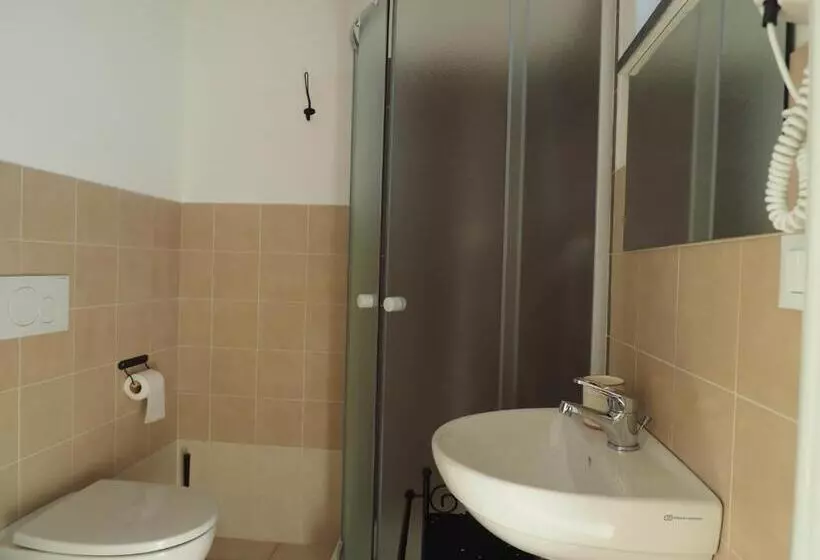 هتل روستایی Agriturismo I Castellari