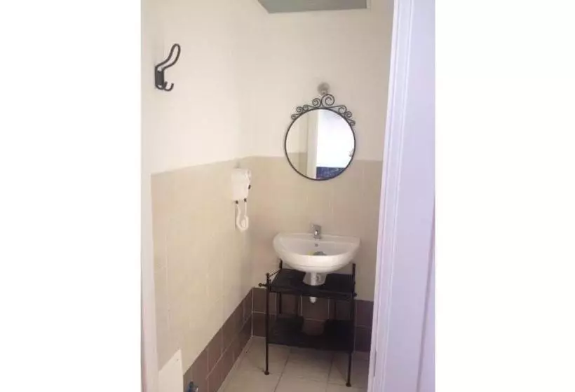 هتل روستایی Agriturismo I Castellari