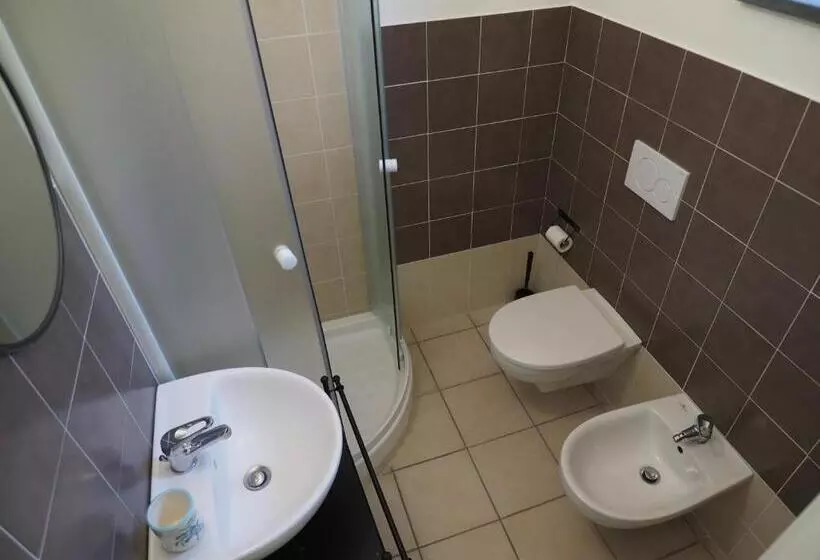 هتل روستایی Agriturismo I Castellari