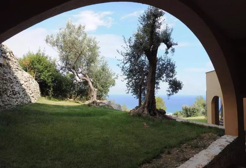 هتل روستایی Agriturismo I Castellari