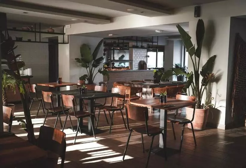 ホテル Sentido More Meni Residence