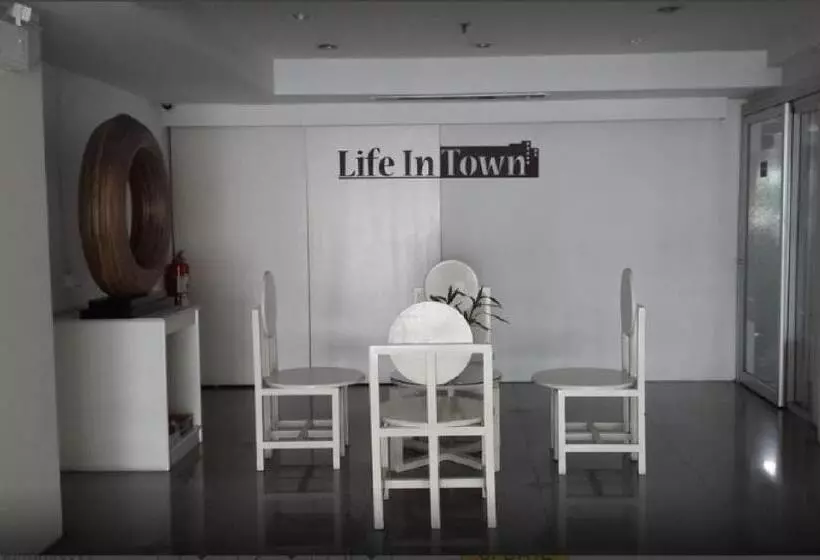 Life In Town Chiangmai