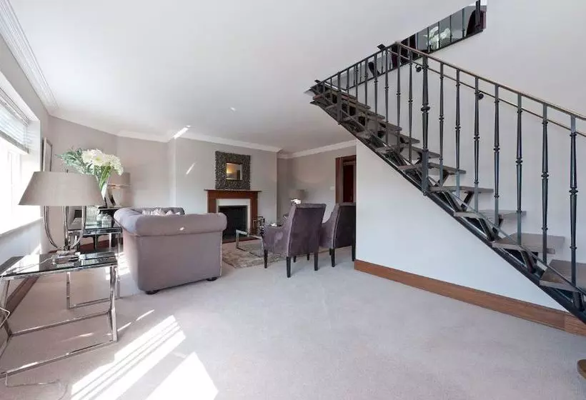 Lve  Park Wood Point Apartments