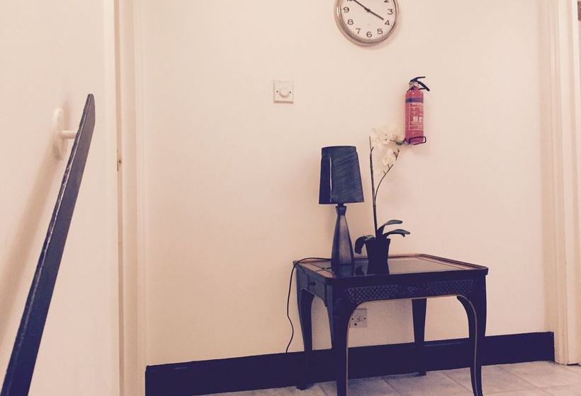 Lve  Wellington Road Apartments