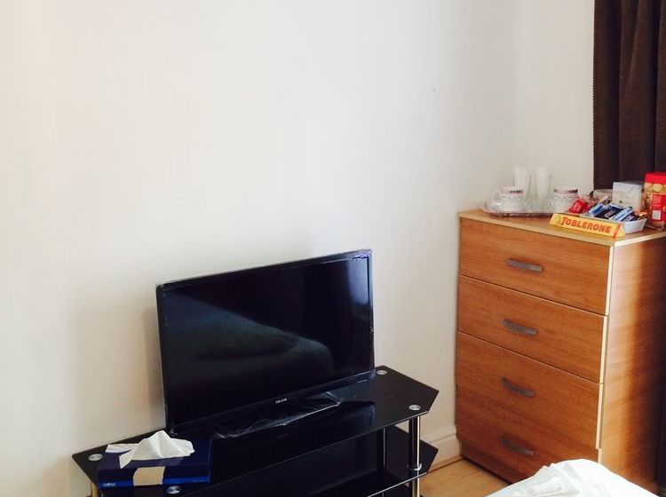 Lve  Wellington Road Apartments