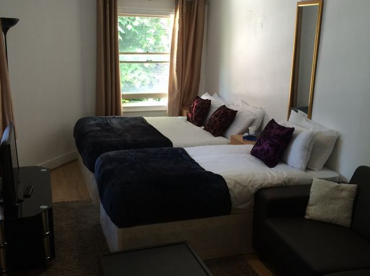 Lve  Wellington Road Apartments