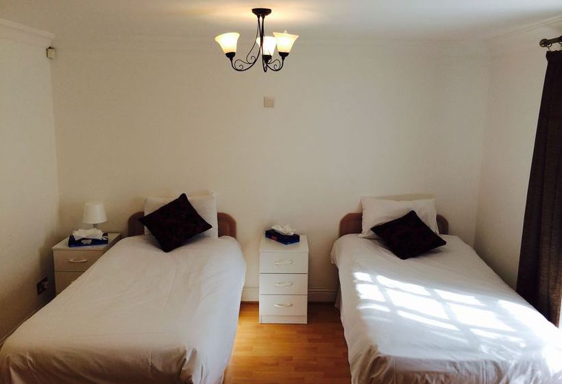 Lve  Wellington Road Apartments