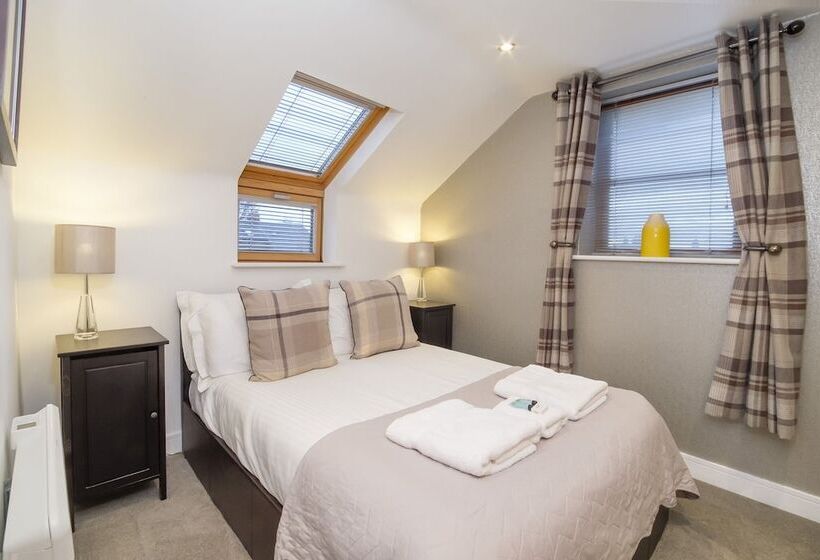 Reubens Court And City Apartments