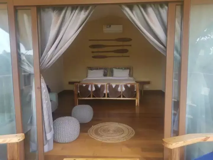 ベッドアンドブレックファースト Gatun Lake Lodge