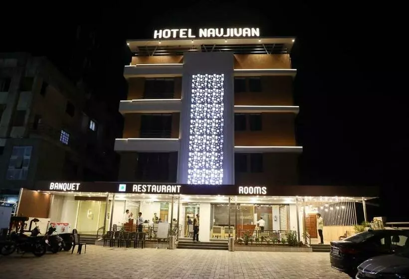 Hotelli Navjivan