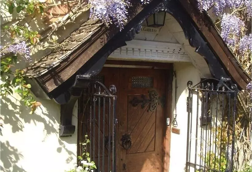 Bed and Breakfast The Gables