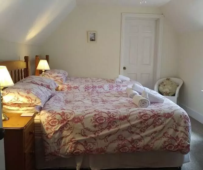 Bed and Breakfast The Gables