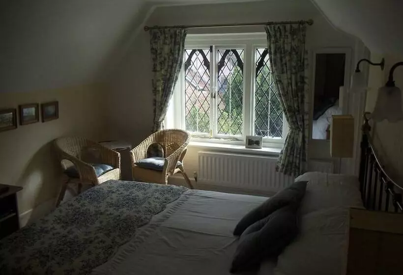 Bed and Breakfast The Gables