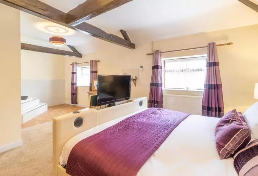 Elm Farm Country House