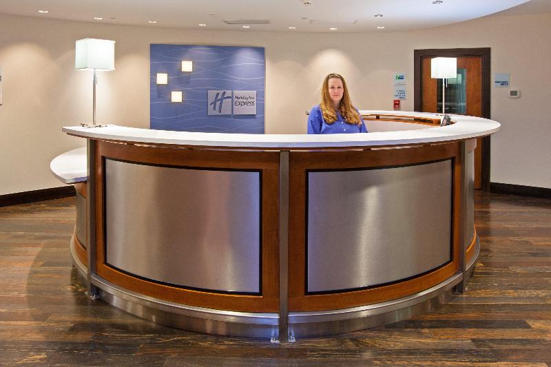 Отель Holiday Inn Express Indianapolis  Fishers, An Ihg