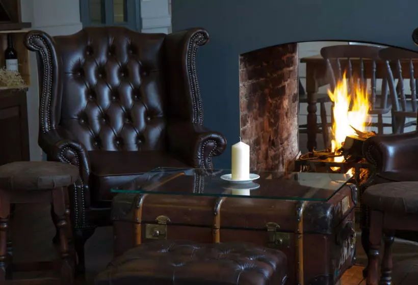 호텔 The Kings Head